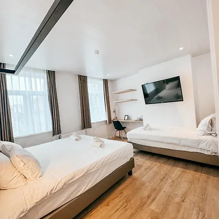 Alpha Hotel-3
